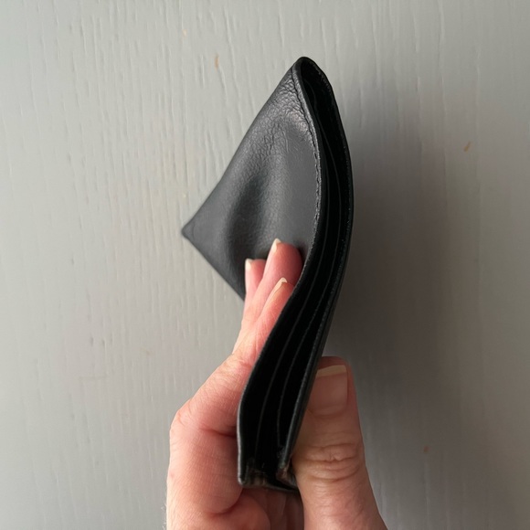 GUESS Mens Black Wallet - Picture 11 of 12